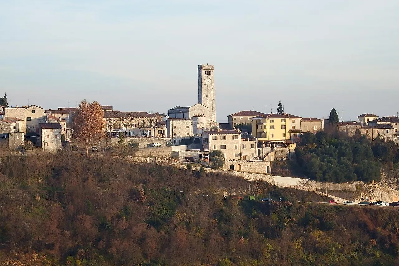Porta Della Torre Bed & Breakfast SantʼAmbrogio di Valpolicella